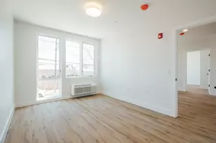 67 Dr Martin L King Blvd, Newark, NJ 07104 - Photo 13