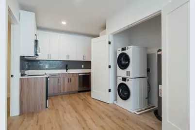 67 Dr Martin L King Blvd #302, Newark, NJ 07104 - Photo 5
