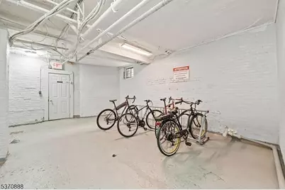 275 Harrison Ave #B1, Jersey City, NJ 07304 - Photo 29