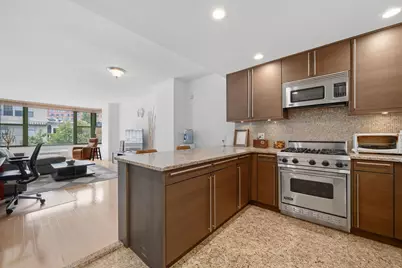 10 Regent St #408, Jersey City, NJ 07302 - Photo 5