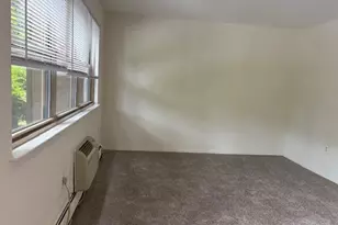 117 Treetop Ct, Bloomingdale, NJ 07403 - Photo 5
