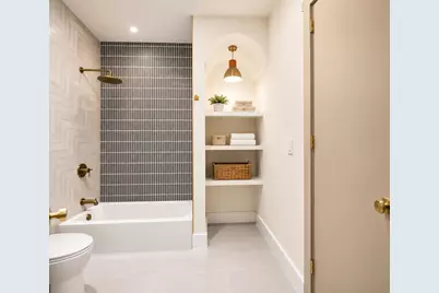 7 Pierce Ave, Jersey City, NJ 07307 - Photo 17
