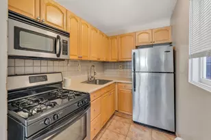 226 49th St, Union City, NJ 07087 - Photo 7