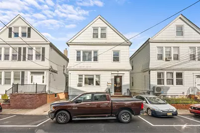23 Obrien Ct #2nd Floor, Bayonne, NJ 07002 - Photo 1