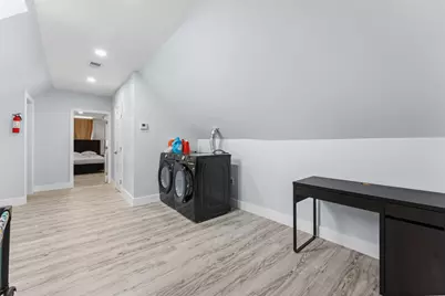 23 Obrien Ct #2nd Floor, Bayonne, NJ 07002 - Photo 7