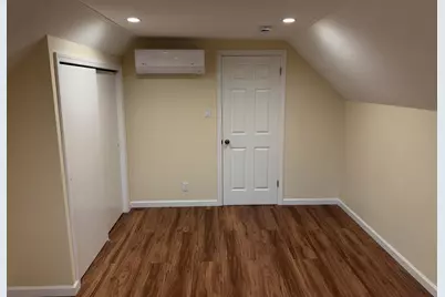 8902 3rd Ave, North Bergen, NJ 07047 - Photo 13