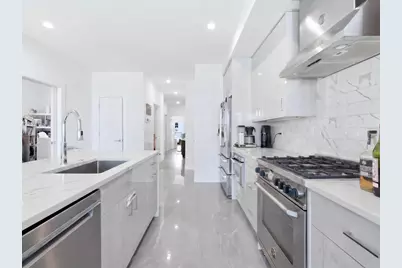 290 Griffith St #1, Jersey City, NJ 07307 - Photo 15
