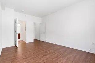 4 Constellation Pl, Jersey City, NJ 07305 - Photo 17