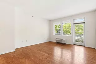 4 Constellation Pl, Jersey City, NJ 07305 - Photo 5
