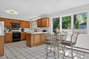 126 West 33rd St, Bayonne, NJ 07002 - Photo 9