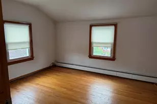 654 Chase Ave, Lyndhurst Township, NJ 07071 - Photo 3