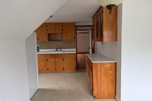 654 Chase Ave, Lyndhurst Township, NJ 07071 - Photo 15