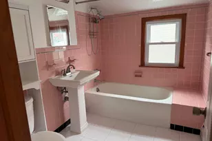 654 Chase Ave, Lyndhurst Township, NJ 07071 - Photo 7