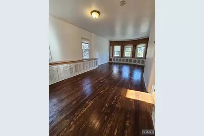 482 Sterling Pl #1st floor, Ridgewood, NJ 07450 - Photo 5