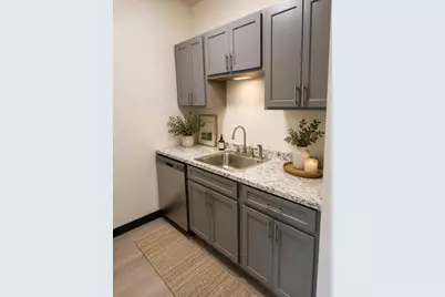 90 Tiffany Blvd #230, Newark, NJ 07104 - Photo 7
