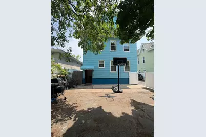 21 Danforth Ave, Jersey City, NJ 07305 - Photo 3