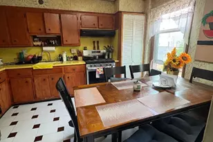21 Danforth Ave, Jersey City, NJ 07305 - Photo 7