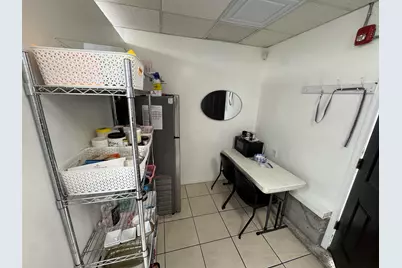 337 Martin Luther King Jr Dr, Jersey City, NJ 07305 - Photo 11