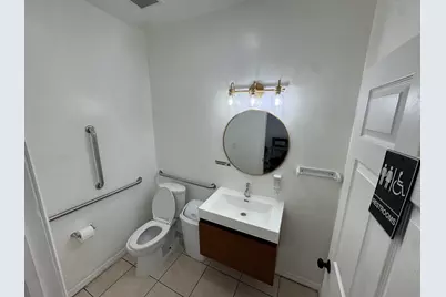 337 Martin Luther King Jr Dr, Jersey City, NJ 07305 - Photo 9