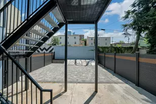 76 Corbin Ave, Jersey City, NJ 07306 - Photo 19