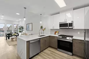 412 Whiton St, Jersey City, NJ 07304 - Photo 1
