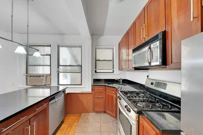 56 Glenwood Ave #3, Jersey City, NJ 07306 - Photo 7