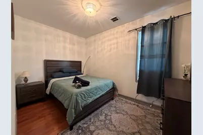 35 Dwight St #2, Jersey City, NJ 07305 - Photo 5
