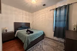 35 Dwight St, Jersey City, NJ 07305 - Photo 5