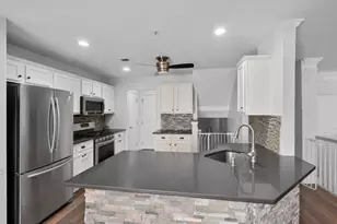 209 Blue Heron Dr, Secaucus, NJ 07094 - Photo 11