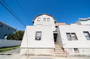43 W 9th St, Bayonne, NJ 07002 - Photo 13