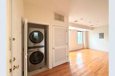 687 Avenue A #201, Bayonne, NJ 07002 - Photo 9