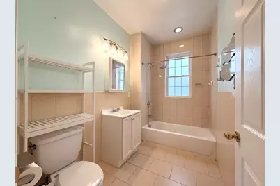 687 Avenue A #201, Bayonne, NJ 07002 - Photo 11