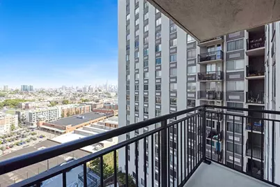100 Manhattan Ave #910, Union City, NJ 07087 - Photo 3