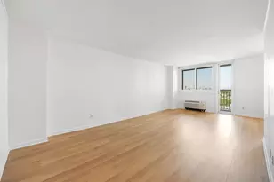 100 Manhattan Ave, Union City, NJ 07087 - Photo 13