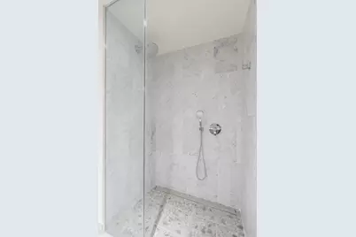387 8th St #3B, Jersey City, NJ 07302 - Photo 11