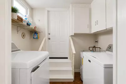1009 Paterson Plank Rd, North Bergen, NJ 07047 - Photo 9