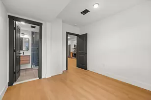 14 Westervelt Pl, Jersey City, NJ 07304 - Photo 5