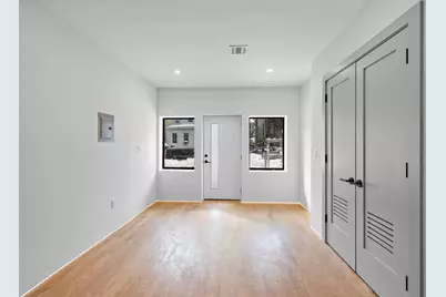 600 Bramhall Ave #1, Jersey City, NJ 07304 - Photo 9