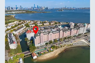 206 Shearwater Ct West #11, Jersey City, NJ 07304 - Photo 1