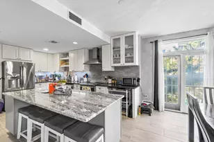 206 Shearwater Ct W, Jersey City, NJ 07304 - Photo 9