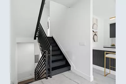 9 Minerva St #2, Jersey City, NJ 07304 - Photo 5
