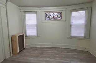 19 Delaware Ave, Jersey City, NJ 07304 - Photo 9