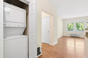 4 Constellation Pl, Jersey City, NJ 07305 - Photo 11