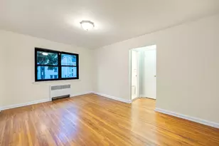113 W 2nd St, Bayonne, NJ 07002 - Photo 5