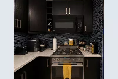 227 Christopher Columbus Dr #113b, Jersey City, NJ 07302 - Photo 5