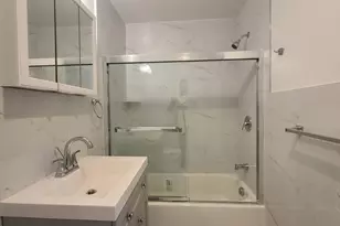 100 Griffith St, Jersey City, NJ 07307 - Photo 9
