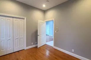 100 Griffith St, Jersey City, NJ 07307 - Photo 11