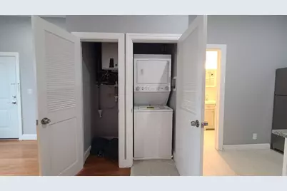 100 Griffith St #3R, Jersey City, NJ 07307 - Photo 19