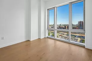 75 Park Ln S, Jersey City, NJ 07310 - Photo 19