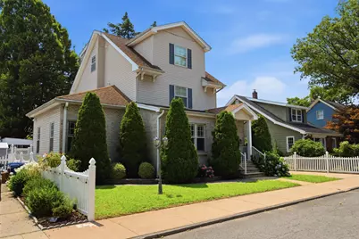 2 Howard Pl, Bayonne, NJ 07002 - Photo 1